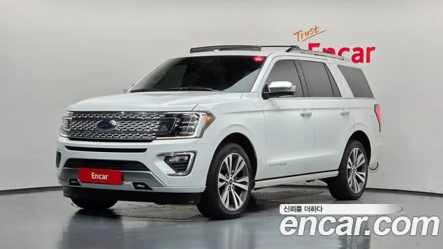 Ford Expedition 2021 — photo 1