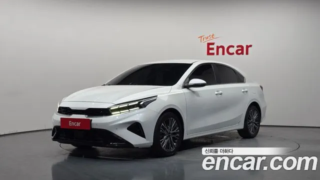 Kia K3 2024 — photo 1