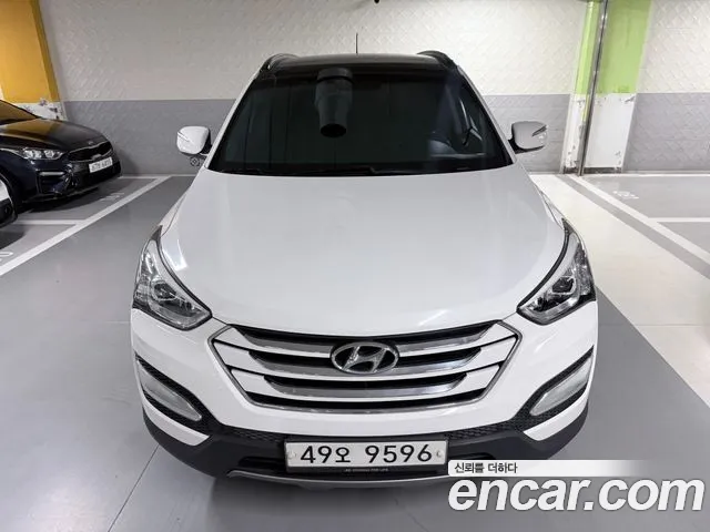Hyundai Santafe 2013 — photo 1