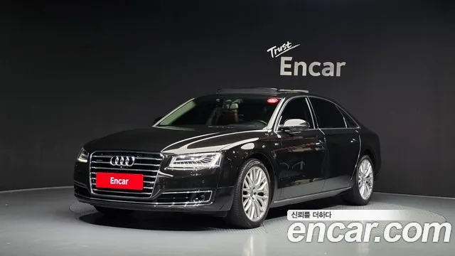 Audi A8 2015 — photo 1