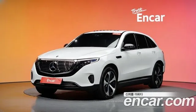 Mercedes-Benz EQC 2020 — photo 1
