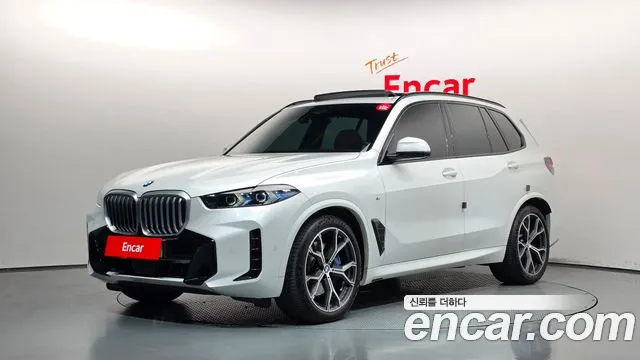 BMW X5 2025 — photo 1