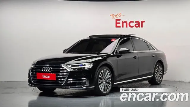 Audi A8 2020 — photo 1