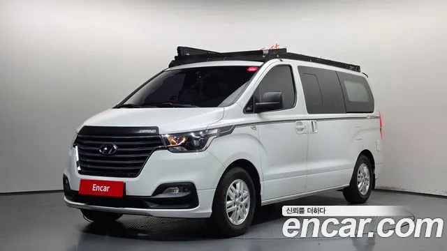 Hyundai Starex 2019 — photo 1