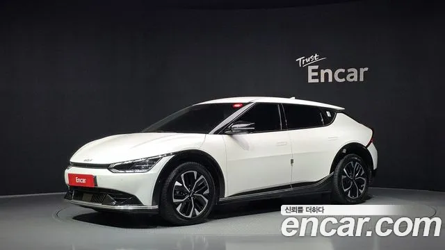 Kia EV6 2023 — photo 1