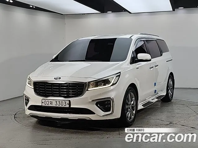 Kia Canival 2019 — photo 1