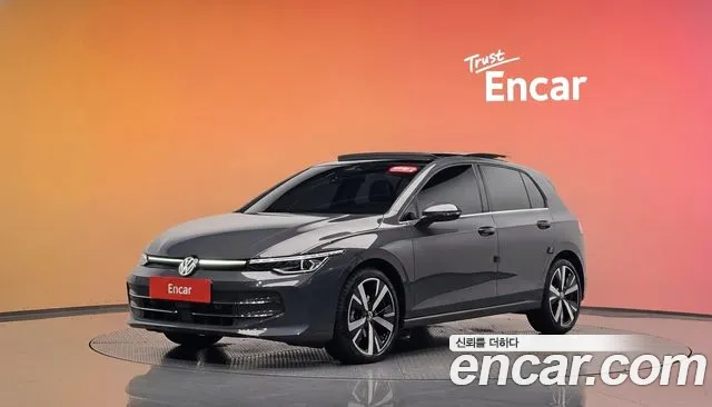 Volkswagen Golf 2026 — photo 1