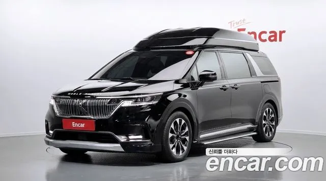 Kia Canival 2023 — photo 1