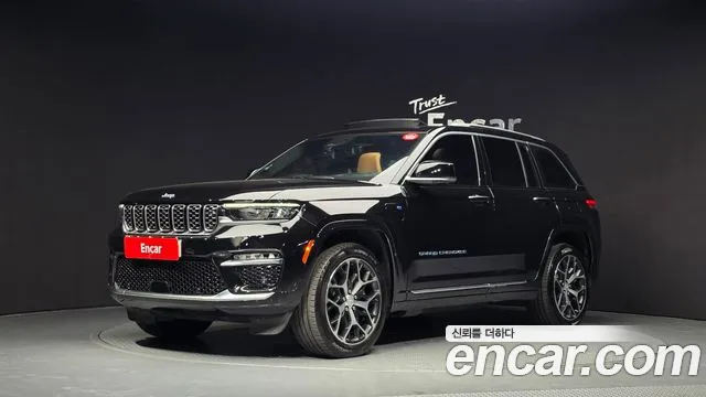 Jeep Cherokee 2023 — photo 1