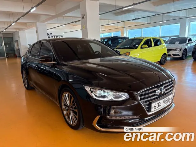 Hyundai Grandeur 2018 — photo 1