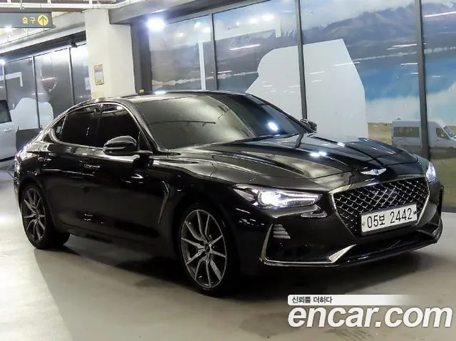 Genesis G70 2019 — photo 1