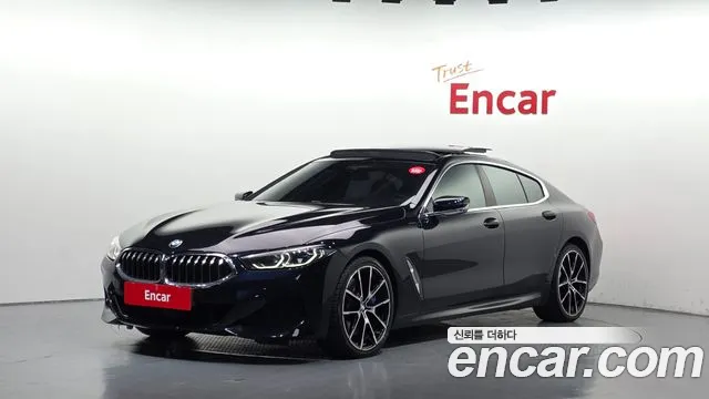 BMW 8-Series 2021 — photo 1