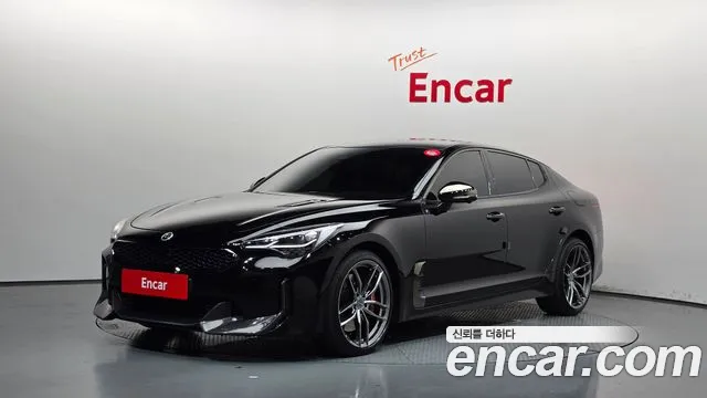 Kia Stinger 2022 — photo 1