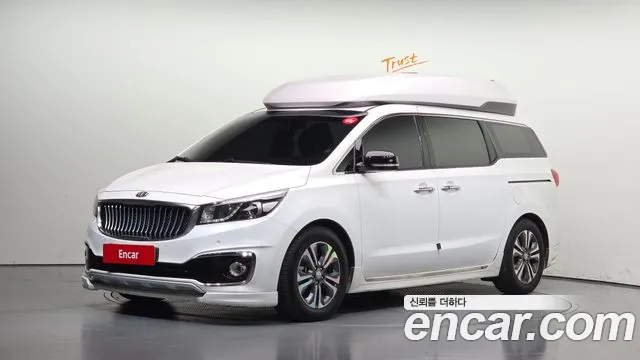 Kia Canival 2018 — photo 1