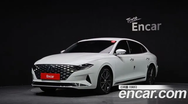 Hyundai Grandeur 2023 — photo 1