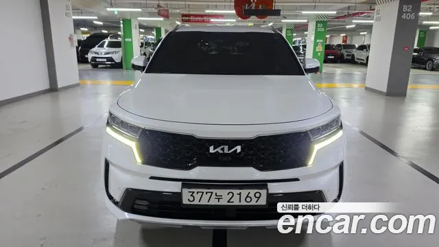 Kia Sorento 2023 — photo 1