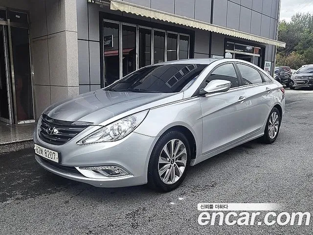 Hyundai Sonata 2014 — photo 1