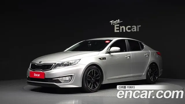 Kia K5 2012 — photo 1
