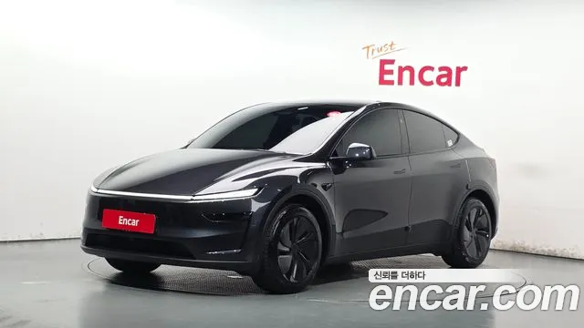 Tesla Model Y 2026 — photo 1