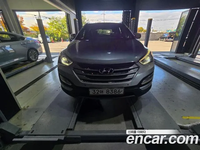 Hyundai Santafe 2013 — photo 1