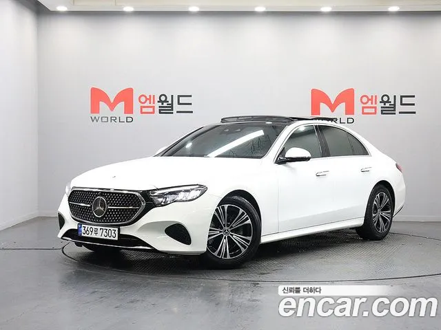 Mercedes-Benz E-Class 2024 — photo 1