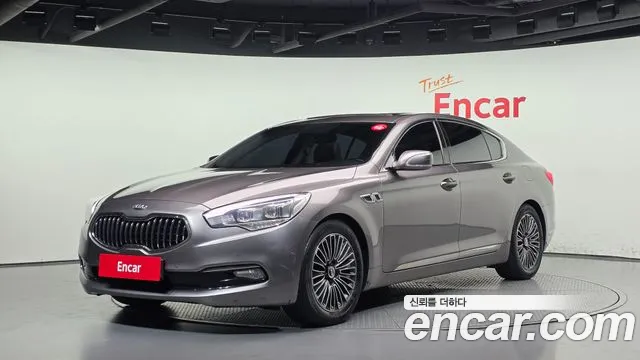 Kia K9 2013 — photo 1