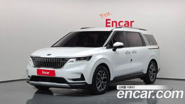 Kia Canival 2021 — photo 1
