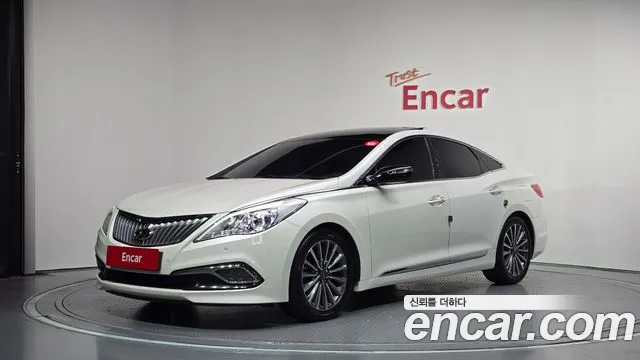 Hyundai Grandeur 2011 — photo 1