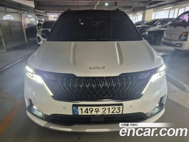 Kia Canival 2021 — photo 1