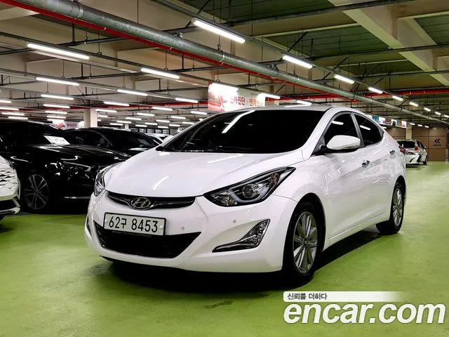 Hyundai AVANTE 2015 — photo 1