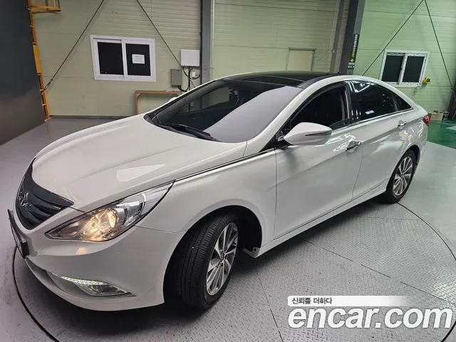 Hyundai Sonata 2014 — photo 1