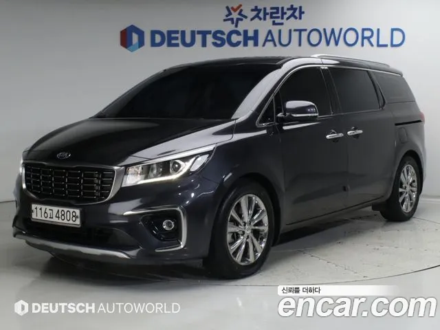 Kia Canival 2020 — photo 1