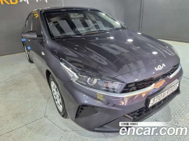 Kia K3 2023 — photo 1