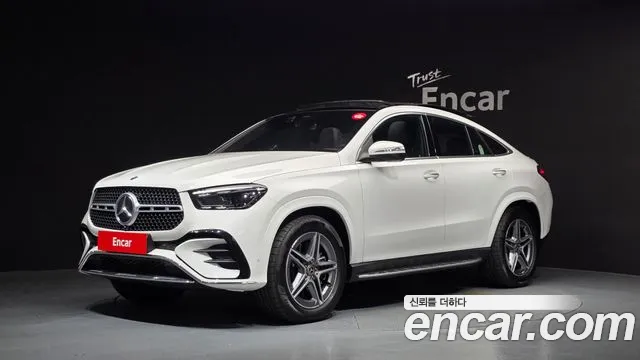 Mercedes-Benz GLE-Class 2026 — photo 1