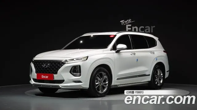Hyundai Santafe 2019 — photo 1