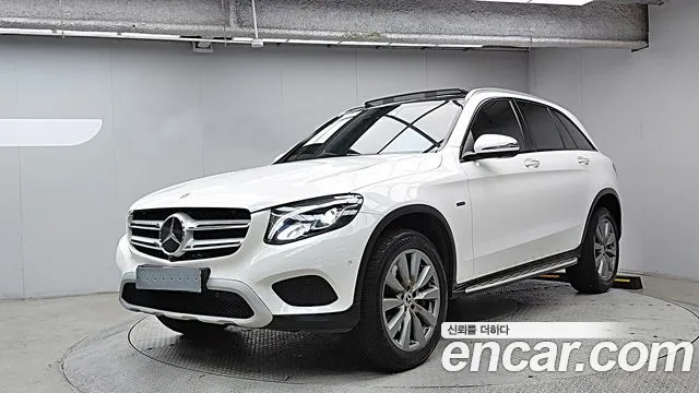 Mercedes-Benz GLC-Class 2019 — photo 1