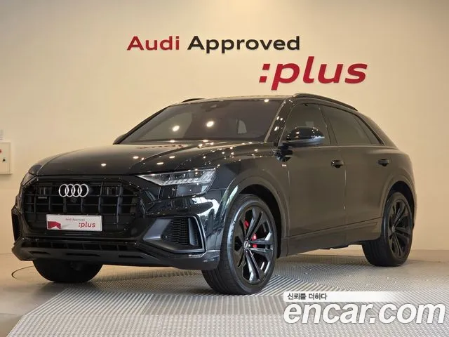Audi Q8 2023 — photo 1