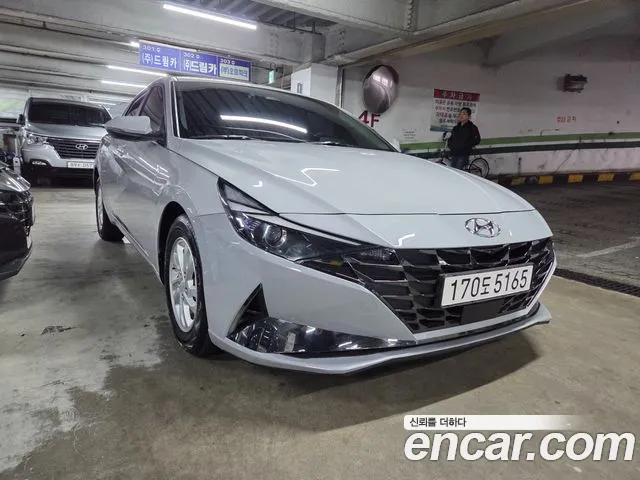 Hyundai AVANTE 2021 — photo 1