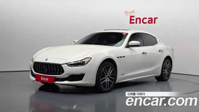 Maserati Ghibli 2018 — photo 1