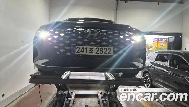 Hyundai Grandeur 2022 — photo 1