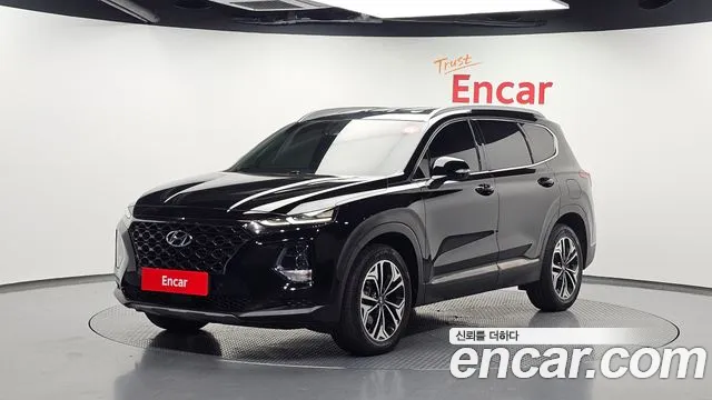 Hyundai Santafe 2019 — photo 1