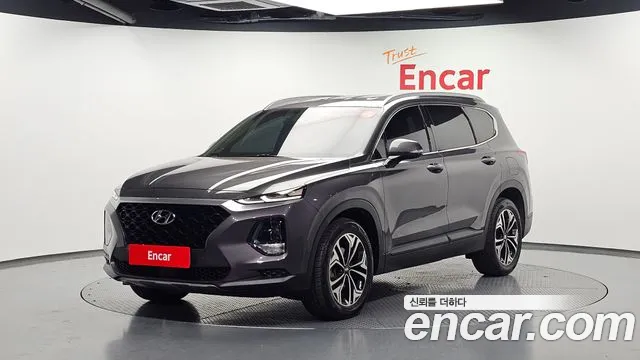 Hyundai Santafe 2019 — photo 1