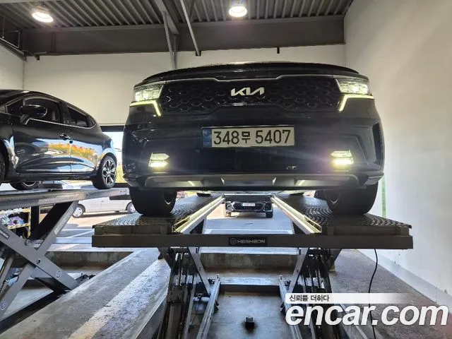 Kia Sorento 2023 — photo 1