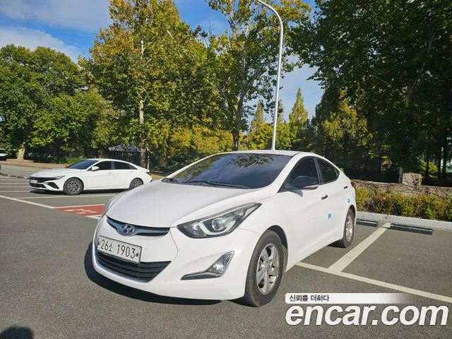 Hyundai AVANTE 2015 — photo 1