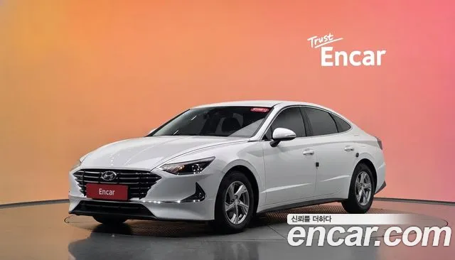 Hyundai Sonata 2022 — photo 1