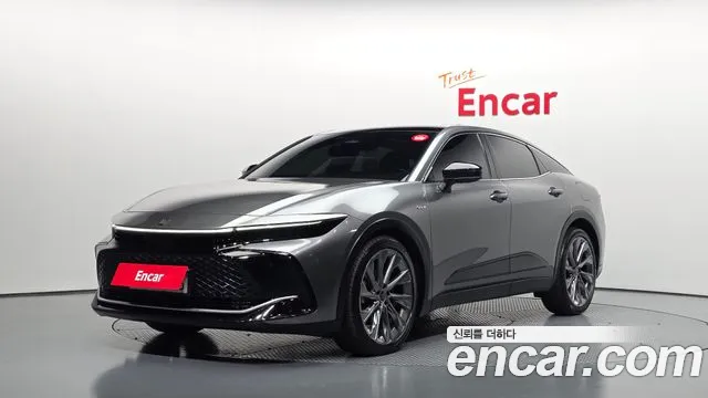 Toyota Crown 2026 — photo 1