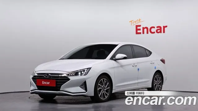 Hyundai AVANTE 2020 — photo 1