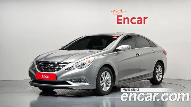 Hyundai Sonata 2011 — photo 1