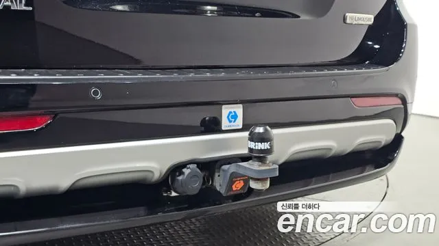 Kia Canival 2016 — photo 1