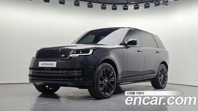 Land Rover Range Rover 2025 — photo 1